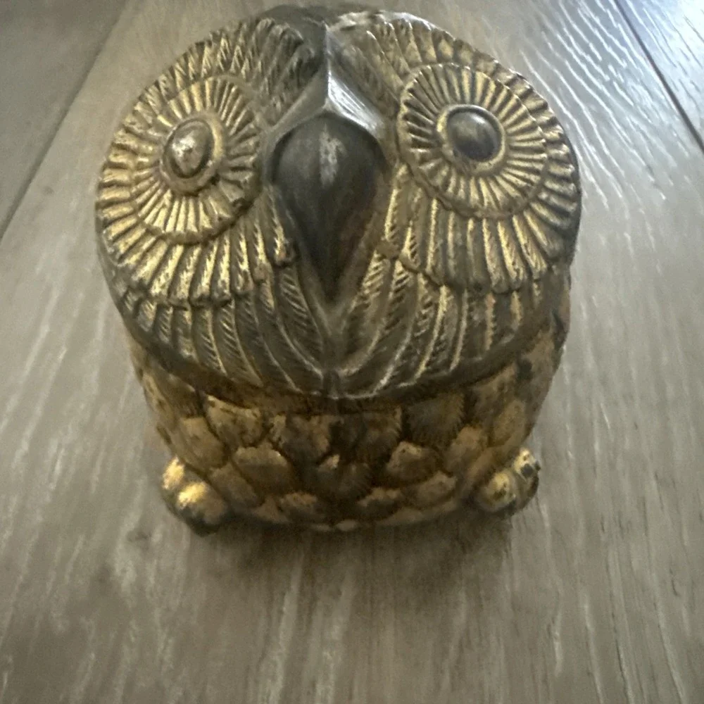 Vintage Linden Japan Owl Shaped Music Box - Plays Love Story‎